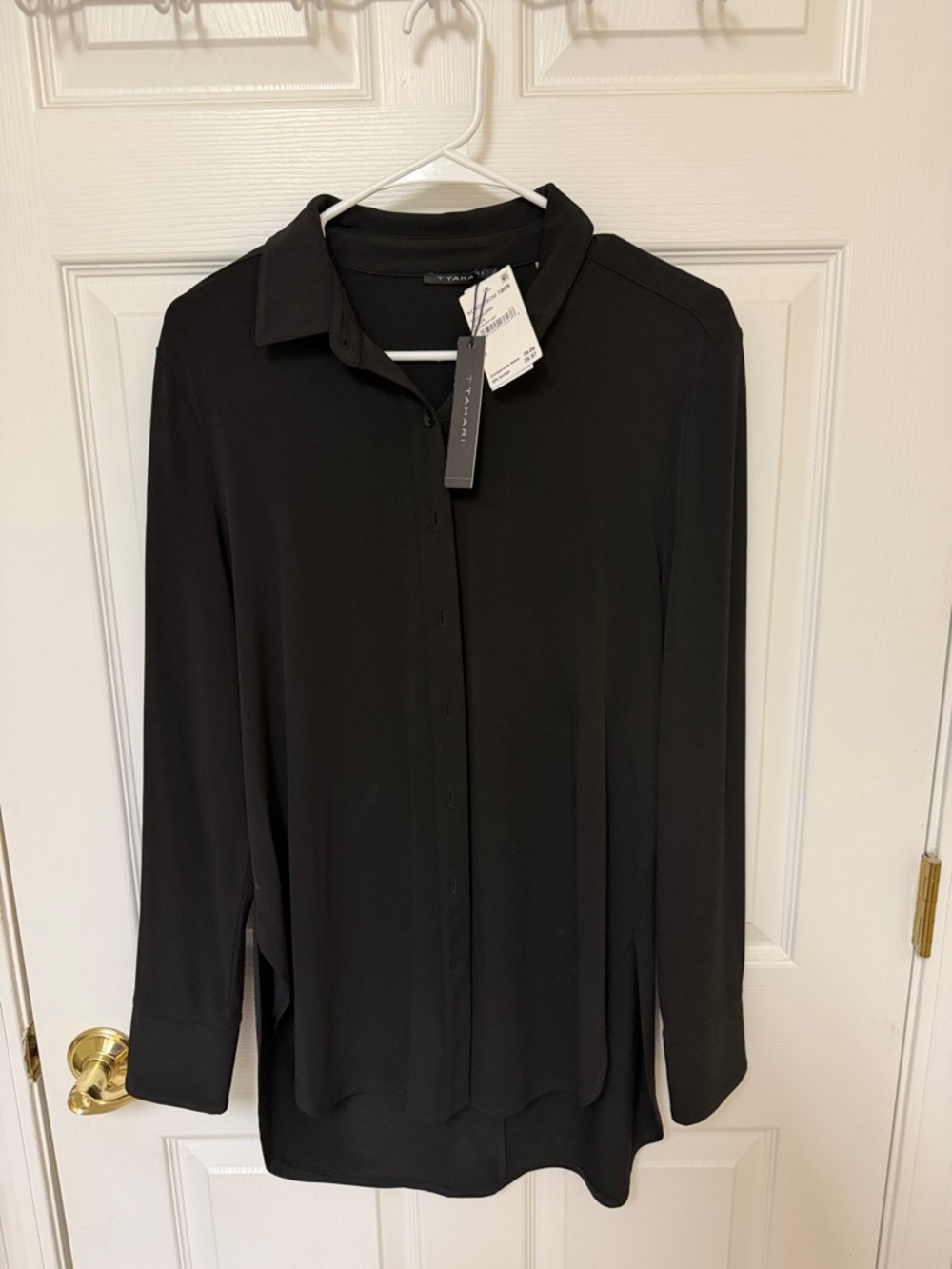 T Tahari Black Button-Down Long Sleeve Shirt